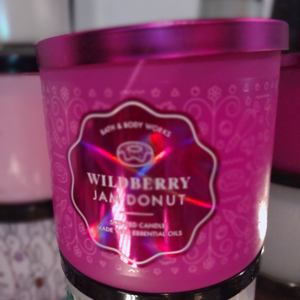 Bath & Body Works 3 Wick Candle